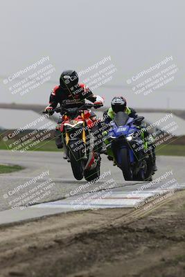 media/Nov-29-2025-TrackDaz (Sat) [[10ae2d9bce]]/A Group/Session 4 (Wheelie Bump)/